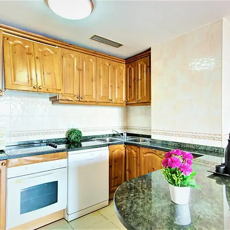 Avda De Rhode 109 3 - Barneda Premium Apartment *